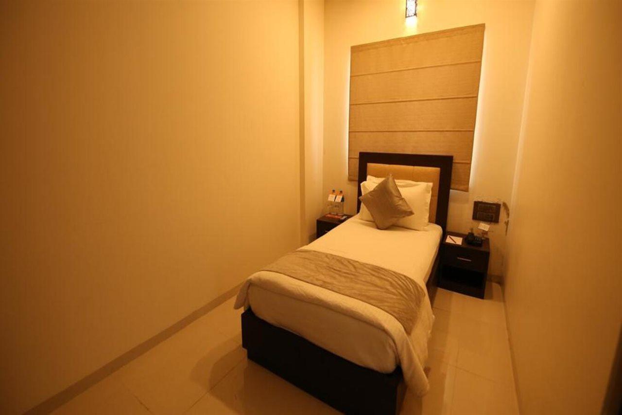 Mastiff Hotel Karwar By Othpl, Formerly Citrus Hotel 카워 외부 사진